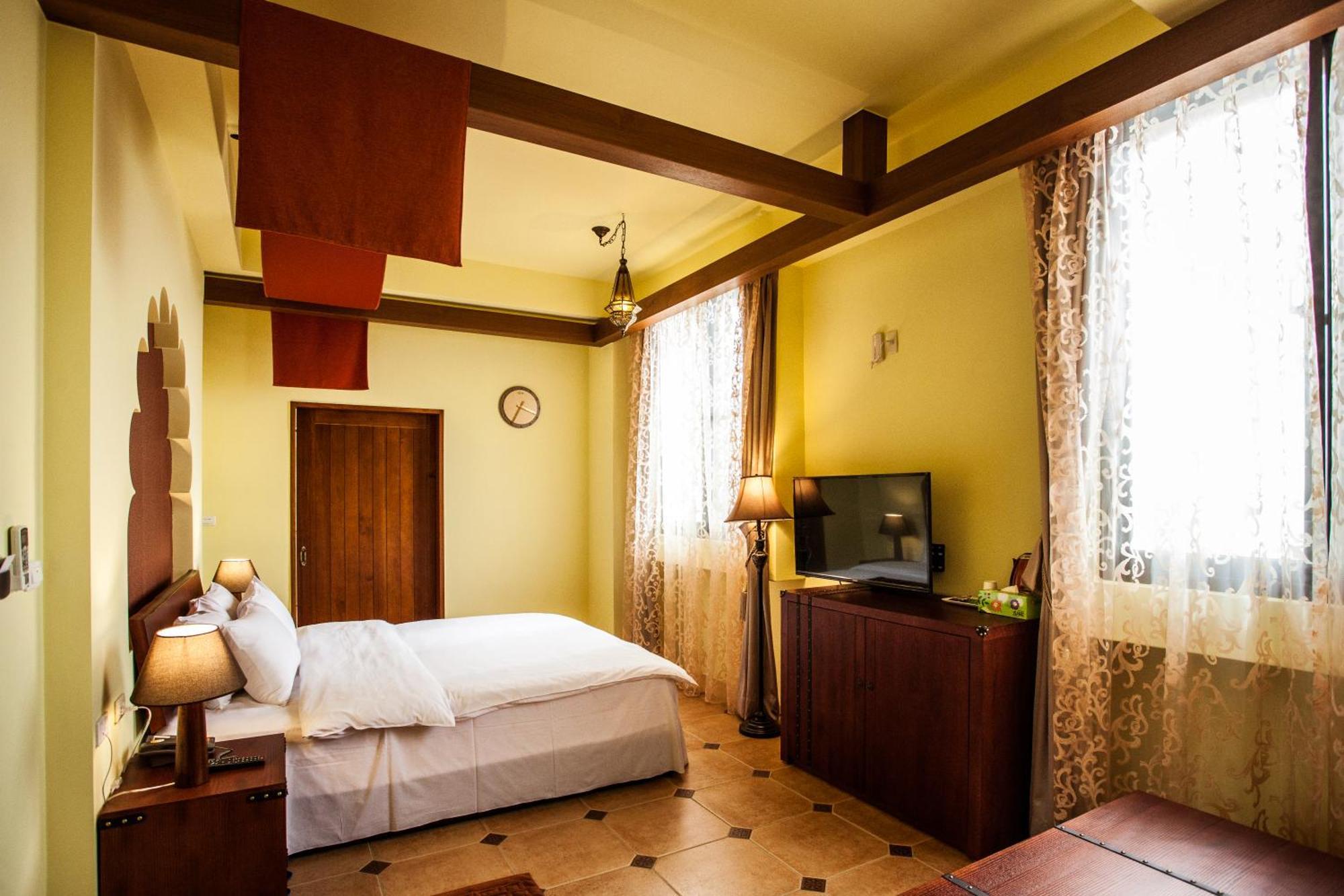 Oasis Hotel Magong Exterior photo
